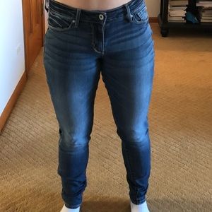 Denizen from Levi’s Modern Skinny, Dark Blue Jeans